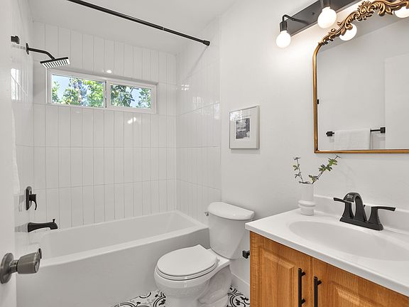 3rd image of 5388 Fig Grove Ct