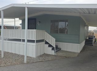 33 Tee Ln, Bakersfield, CA 93308