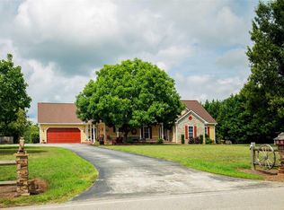 299 Benton Rd, Jefferson, GA 30549