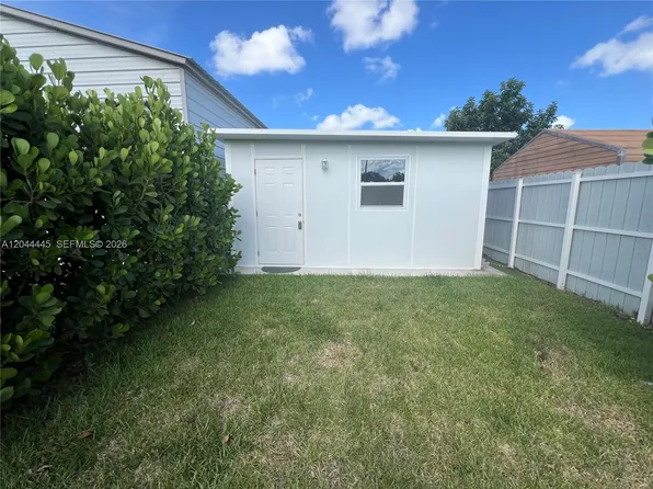 30705 SW 194th Ave #B, Homestead, FL 33030