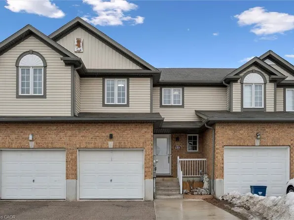 145 Prosperity Dr, Kitchener, ON N2E 4E8