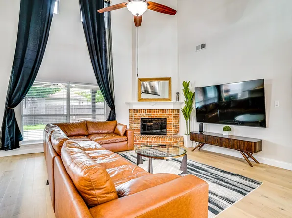 508 Bretts Way, Burleson, TX 76028