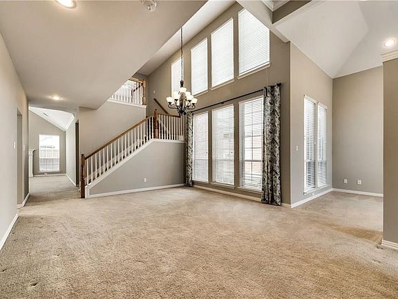 4th image of 7321 Avalon Dr