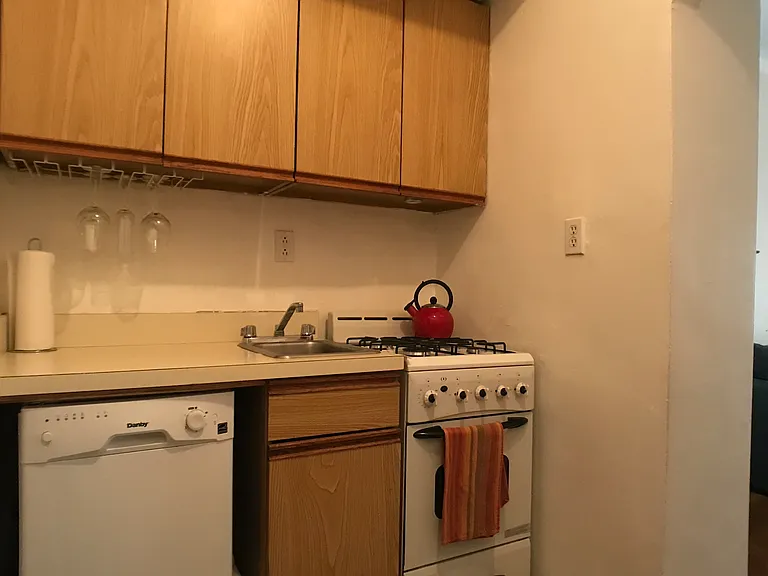 17 W 76th St #5C — Photo 7
