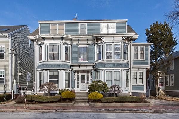 1st image of 132 High St