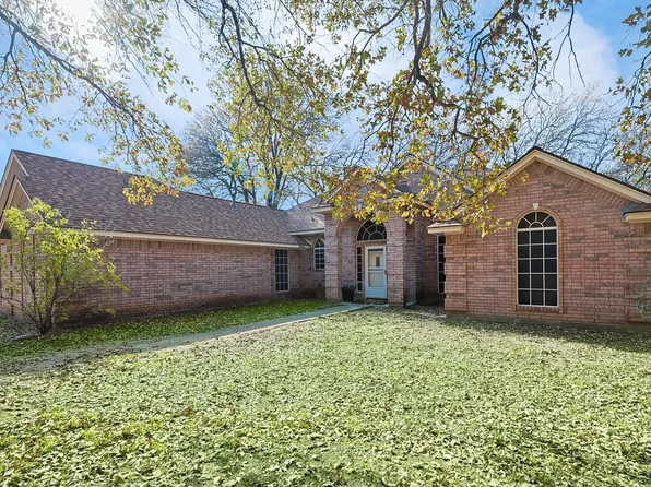 1405 N Melba Doyle Park Rd, Decatur, TX 76234