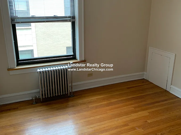 4521 N Paulina St #3B — Photo 2