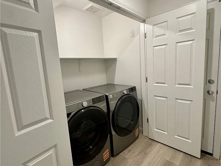630 Bellus Pl — Photo 34
