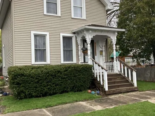909 Pickering St, Ogdensburg, NY 13669