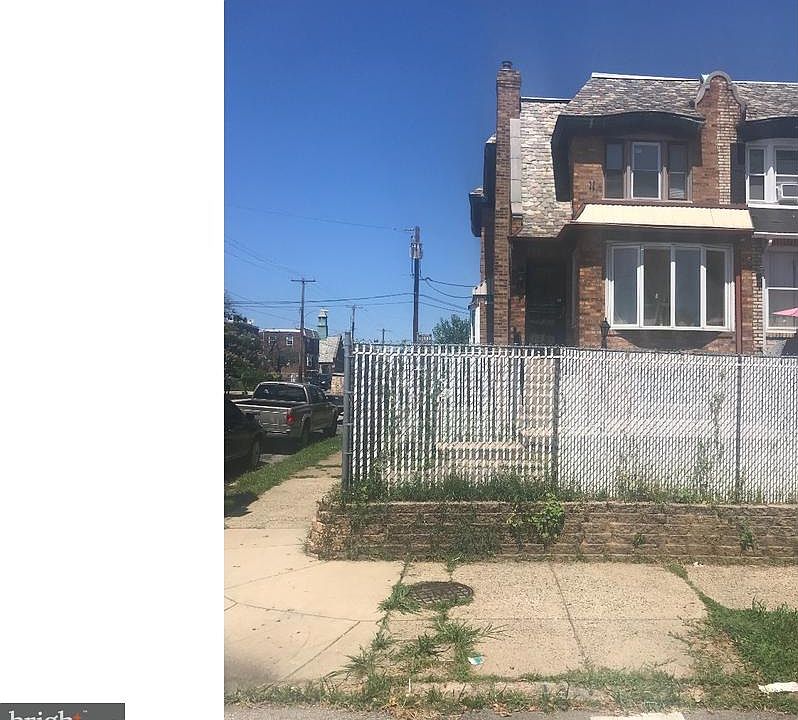 1st image of 1301 Devereaux Ave