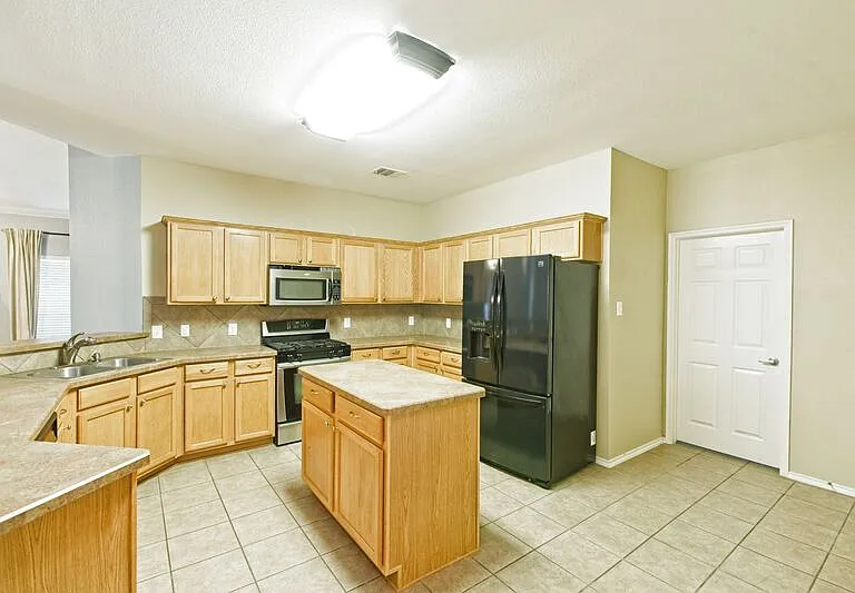 1201 Rain Fern Dr — Photo 26