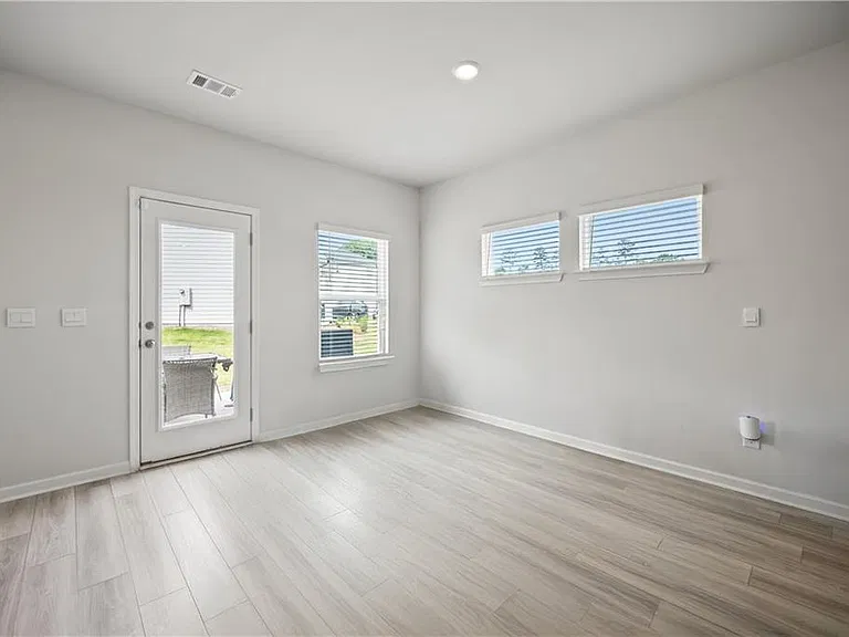 107 Meander Dr — Photo 11