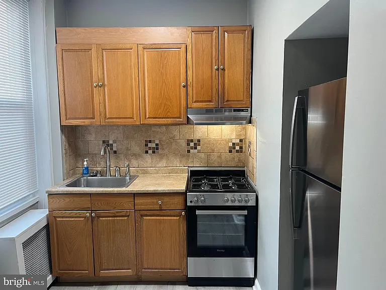 2666 Bridge St #1 — Photo 10