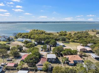 106 Tammi Run Ln, Whitney, TX 76692