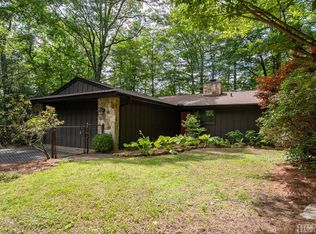 181 Azalea Woods Dr, Highlands, NC 28741
