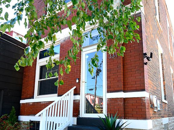 Entryway leads into 1,200 sq ft apartment.