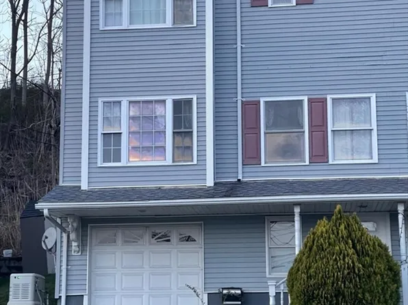 531 Essex St #2, Lynn, MA 01902