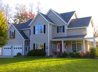 1239 Parkdale Rd, Maryville, MO 64468