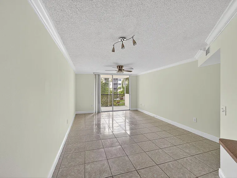 8363 Lake Dr #308 — Photo 2
