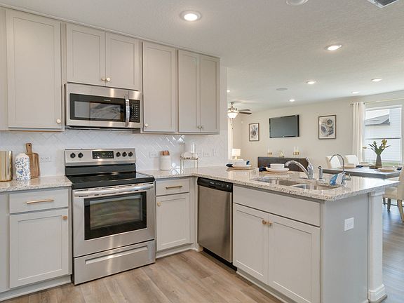 Applewhite Meadows Model - Vail - Kitchen