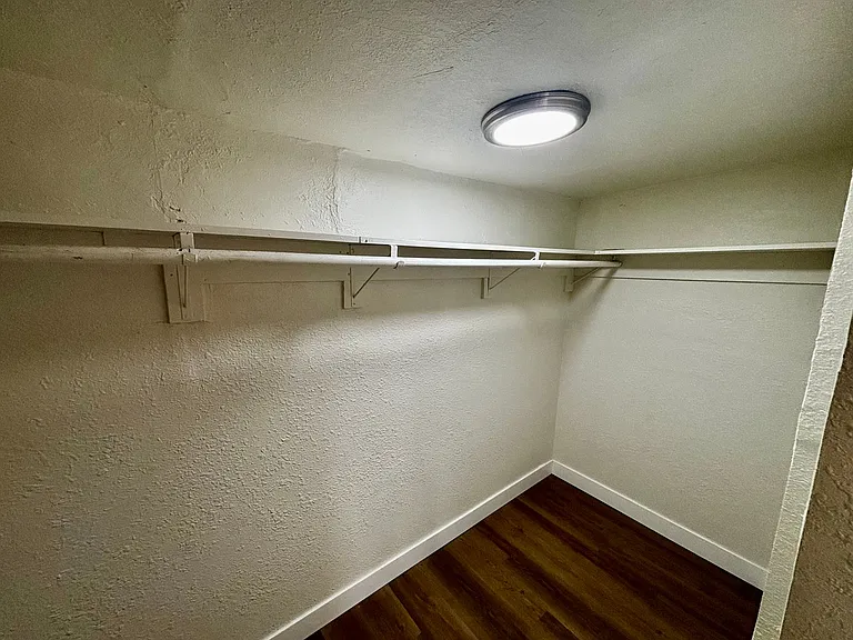 1014 S Evans St #3 — Photo 8