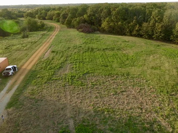 1 Private Road 4552, Mount Pleasant, TX 75455