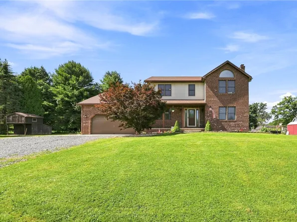 1025 Rocky Rd, Johnstown, PA 15905