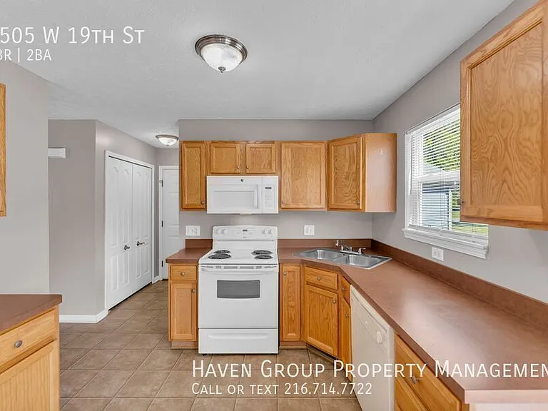 1505 W 19th St — Photo 7