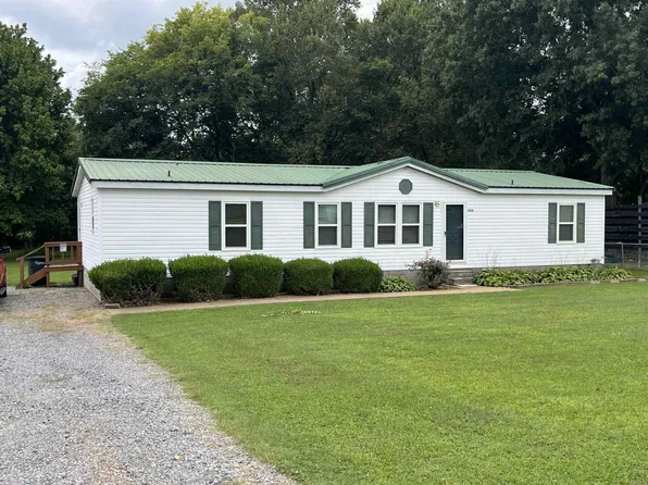 1304 Hart St, Troy, TN 38260