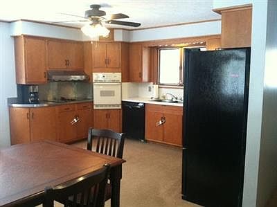 3rd image of 3999 Solar Dr