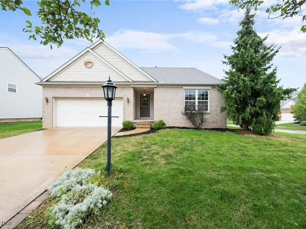 1965 Nettleton Ln, Broadview Heights, OH 44147