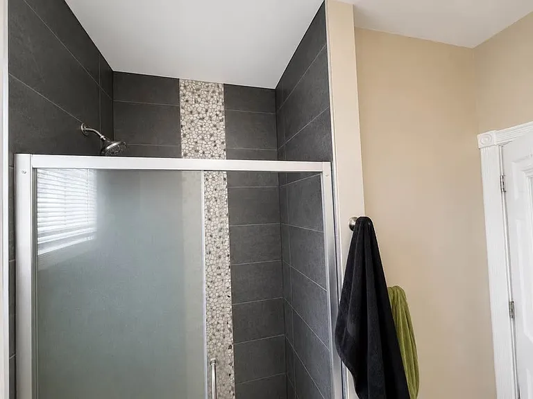 445 N Tioga St — Photo 11