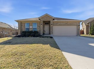 1506 Livermore Ln, Cleburne, TX 76033