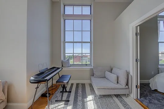 2 bed, 1386 sqft, $1,895 — Photo 4