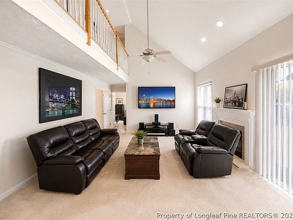 5th image of 1921 Ashridge Dr