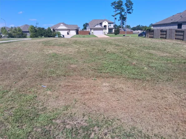 16007 Dockside St, Crosby, TX 77532