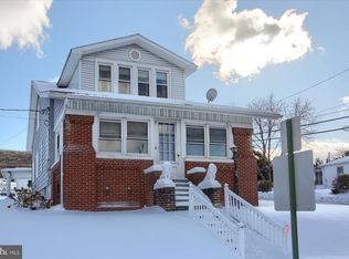 38 E Broad St, Elizabethville, PA 17023