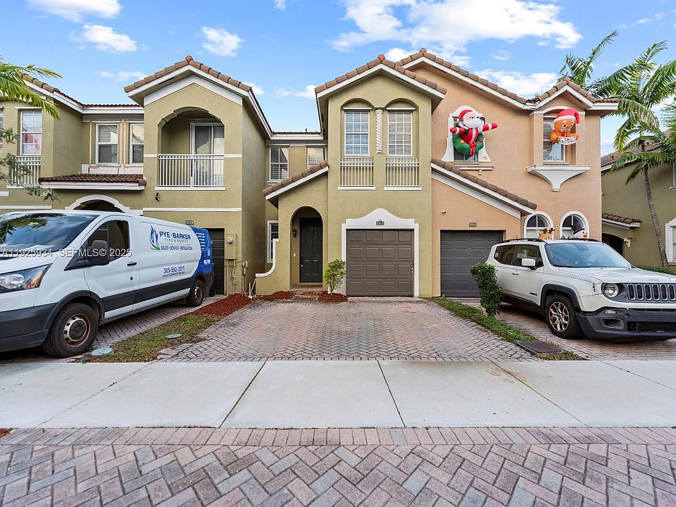 1st image of 2512 SE 15th Ct