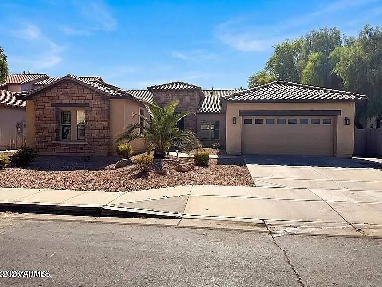 550 S Emerson St — Photo 5