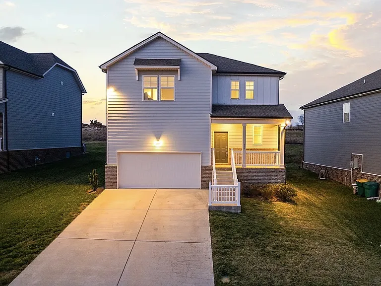 138 Millbrook Dr — Photo 1
