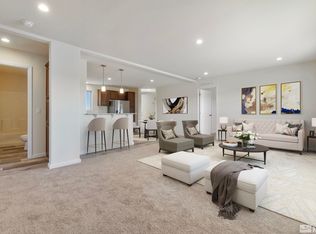 8480 Sycamore St, Silver Springs, NV