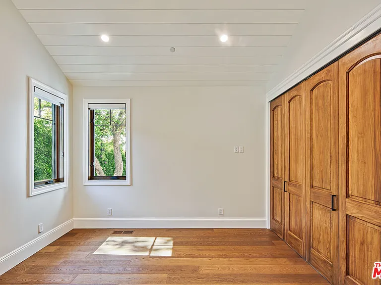 5561 Horizon Dr — Photo 19