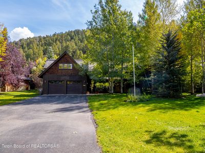 620 Lakota Ln, Jackson, WY, 83001