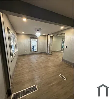 10639 Dupont Ave