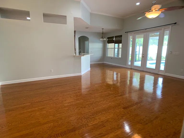 358 Calliope St — Photo 12