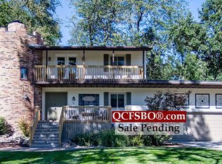 1220 Royal Oaks Dr, Davenport, IA
