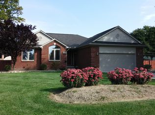 11205 Alice Ct, Sterling Heights, MI