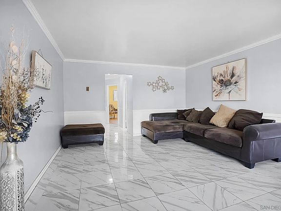 4th image of 285 Moss St Unit 64