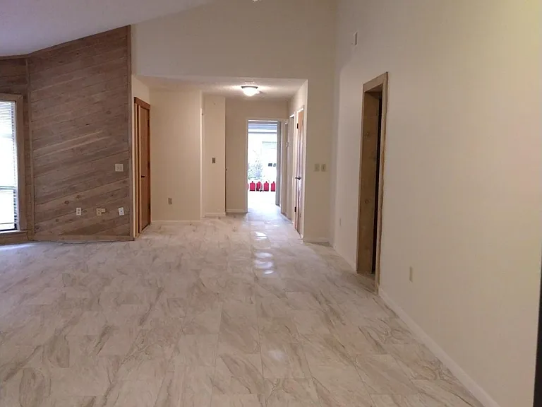 13706 Sweetwater Cove Pl — Photo 10