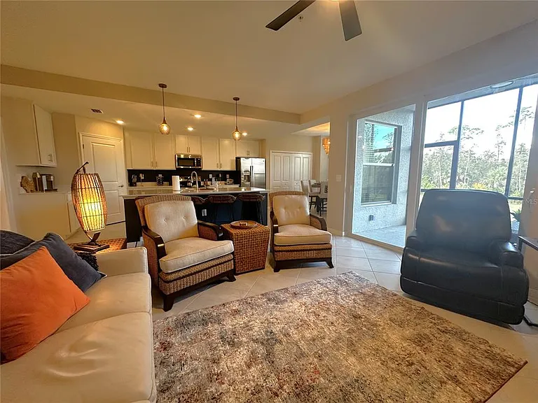 14221 Heritage Landing Blvd #2014 — Photo 13